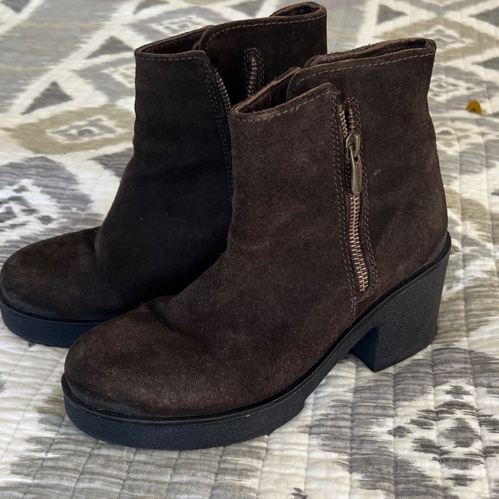Women's Brown Suede Ankle Boots